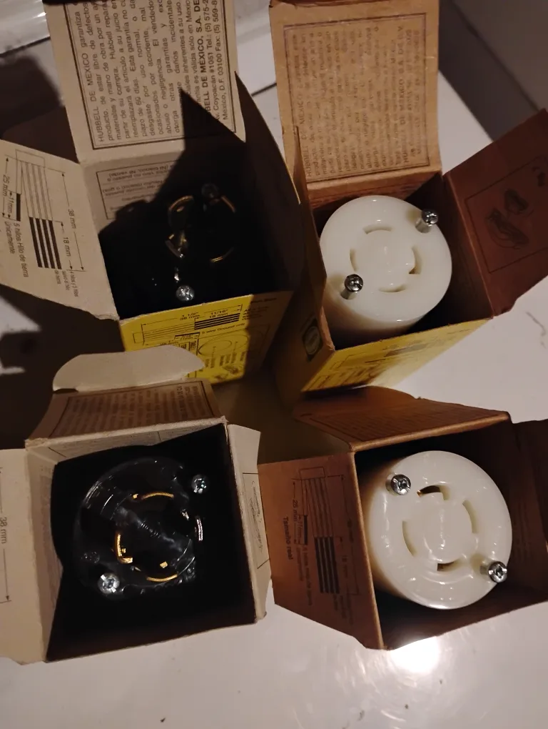 Hubbell HBL2713/HBL2711BK Twist-Lock Connectors electrical image indicator(3)