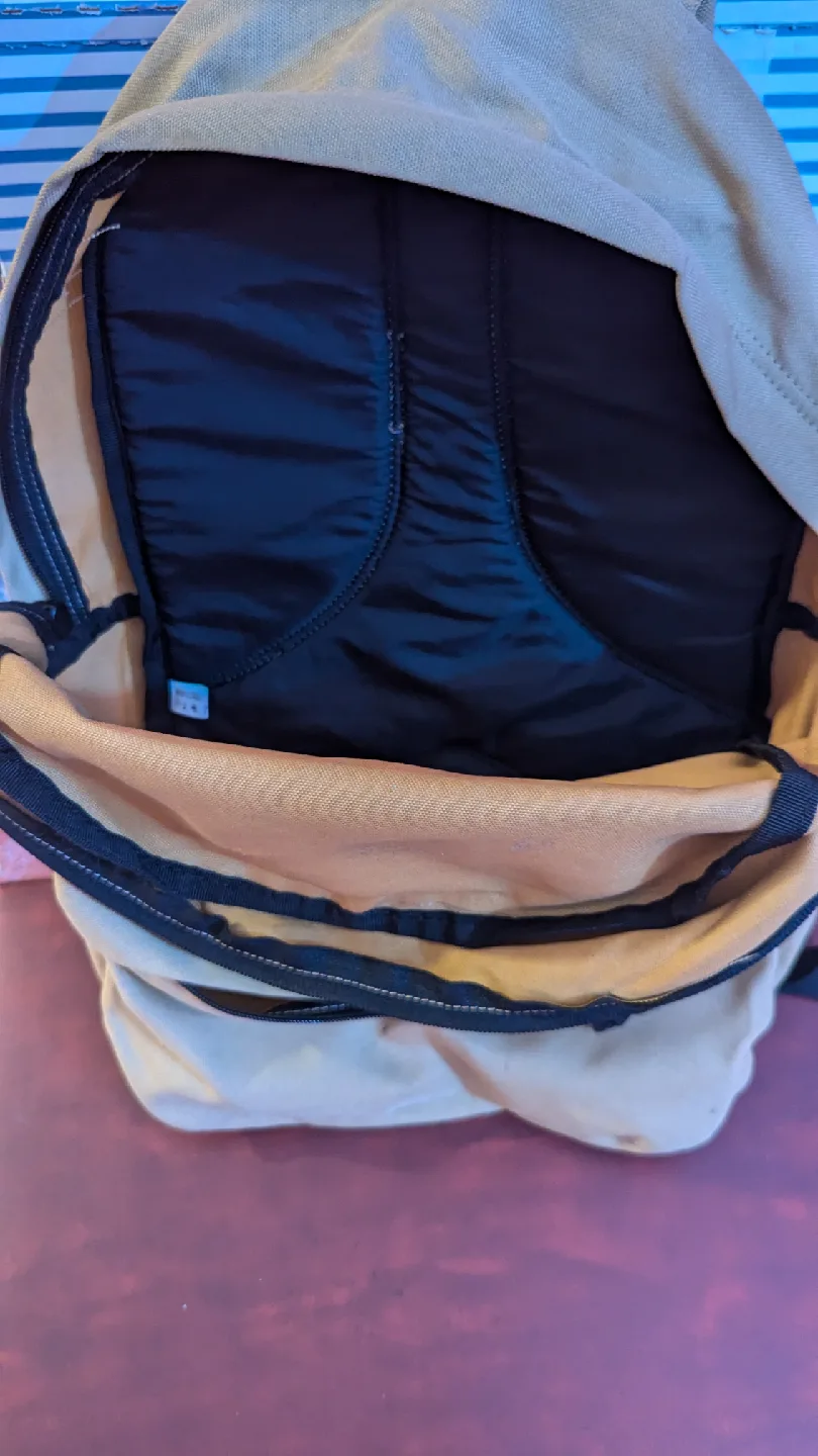 Austria Holiday Break Away Backpack image indicator(2)