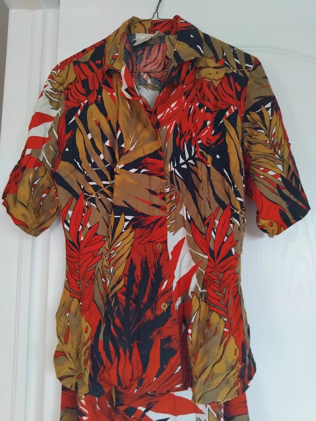 Vintage Leaf Print Blouse & Skirt Set image indicator(2)