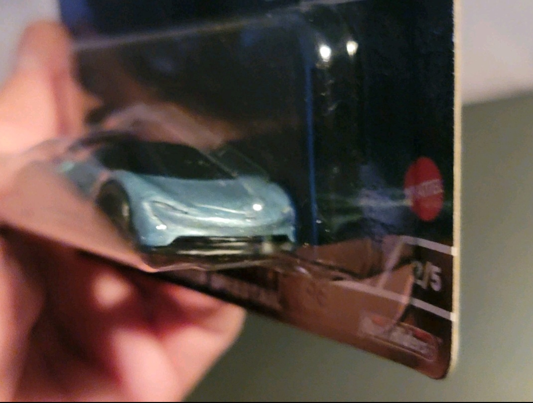 Hot Wheels Premium McLaren Speedtail - Exotic Envy - photo 3
