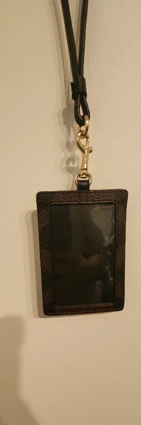 Id/card holder image indicator(2)