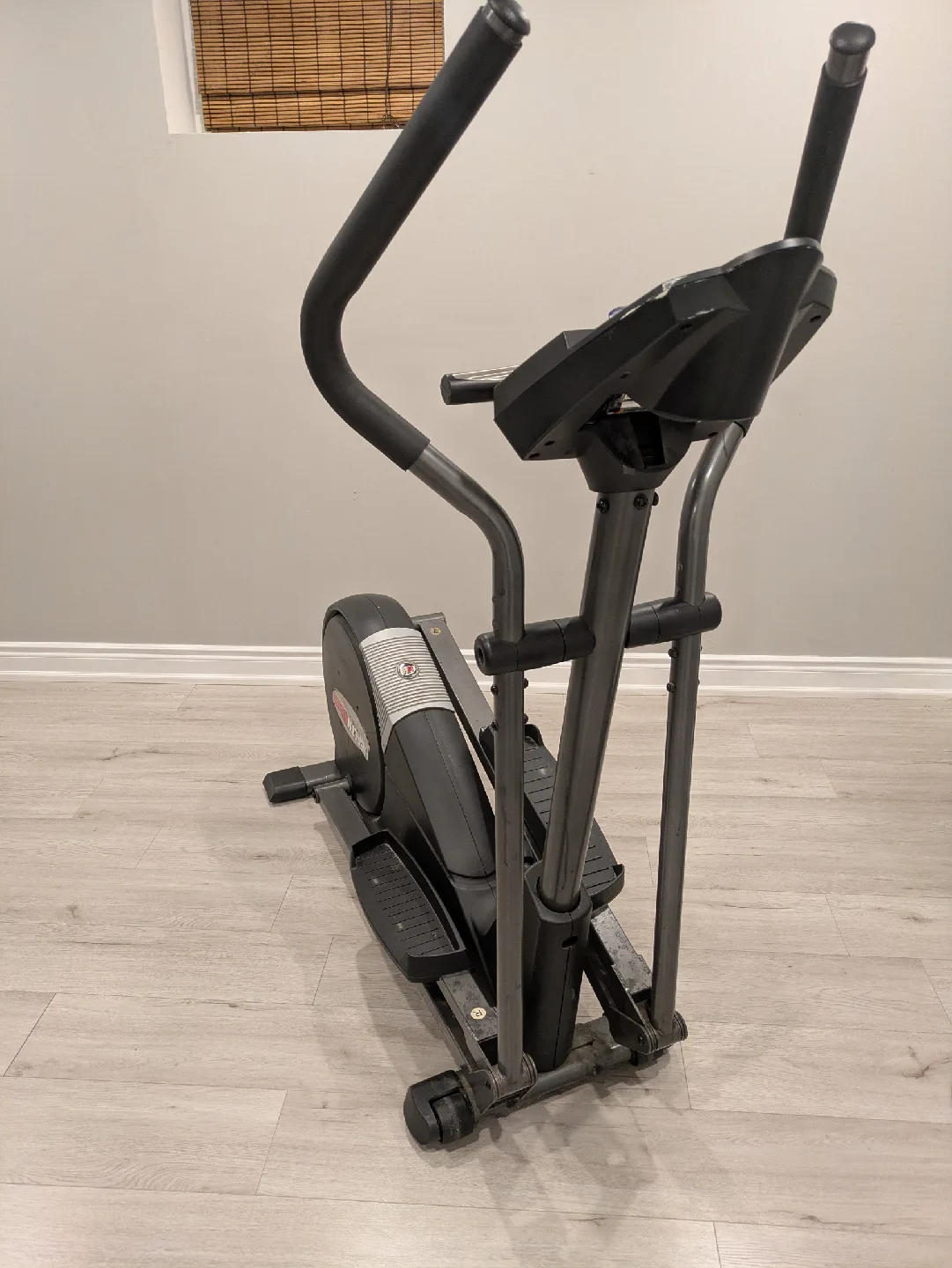 Elliptical Machine image indicator(8)