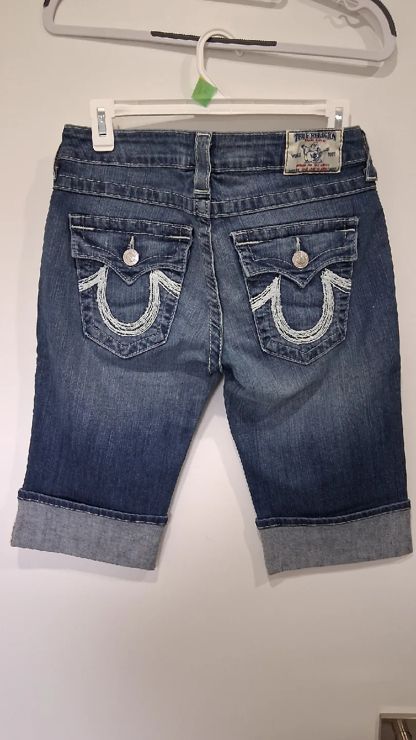True Religion Denim Shorts - Size 29 image indicator(2)