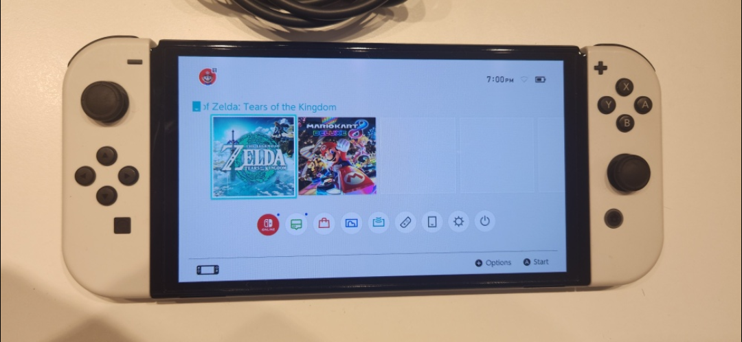 Nintendo Switch OLED White Edition - photo 3