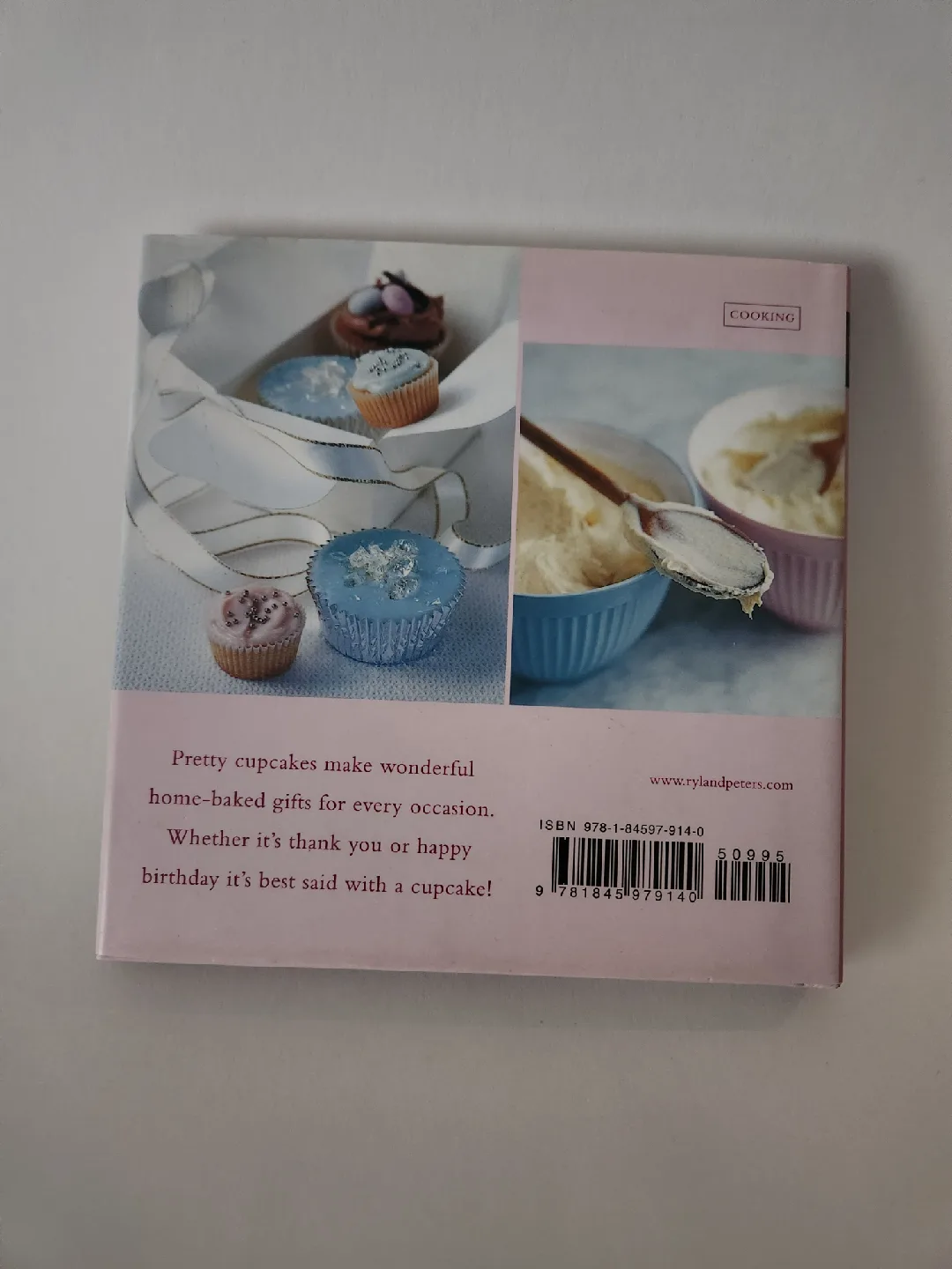 Say It With A Cupcake Cookbook by Susannah Blake image indicator(2)
