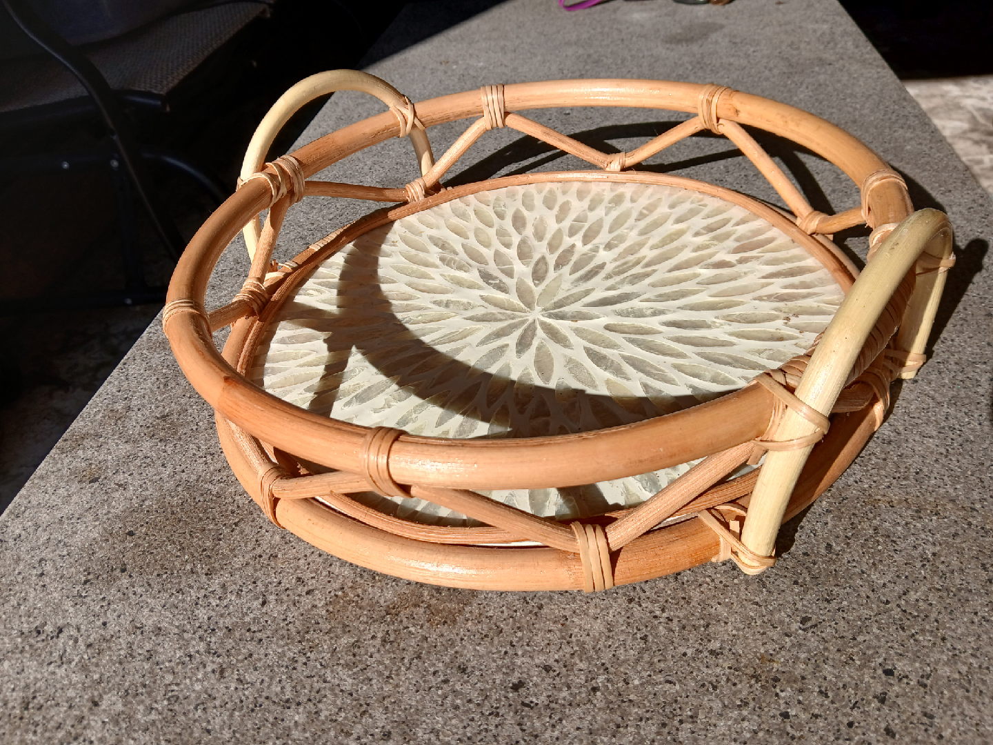 Round Rattan and Mother of Pearl Serving Tray with Handle - photo 2