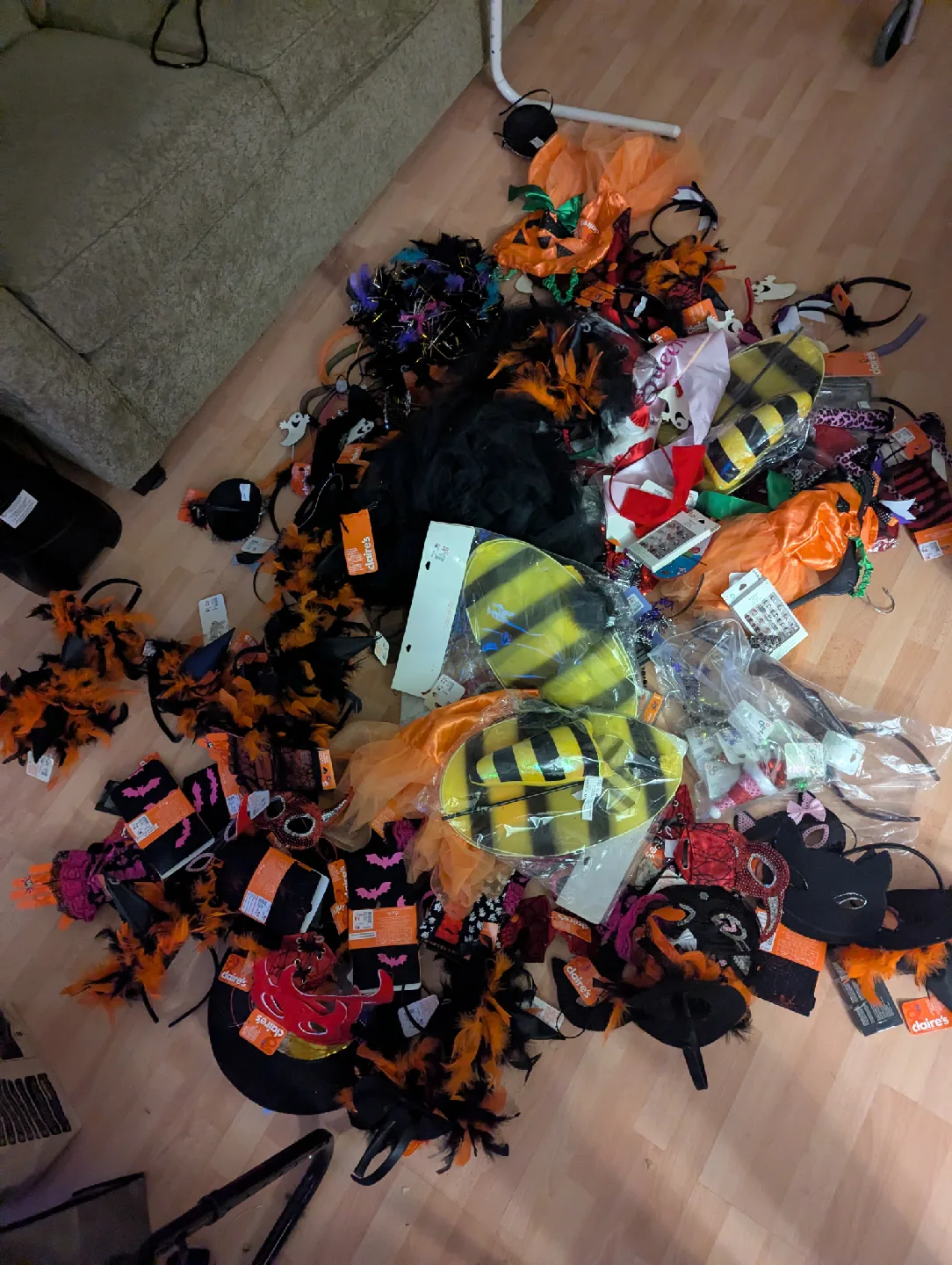 NEED GONE: MAKE OFFER FOR ALL BIG LOT NEW Halloween costume... image indicator(2)