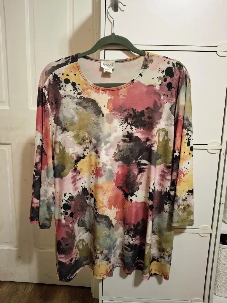 Plus Size Abstract Print Top