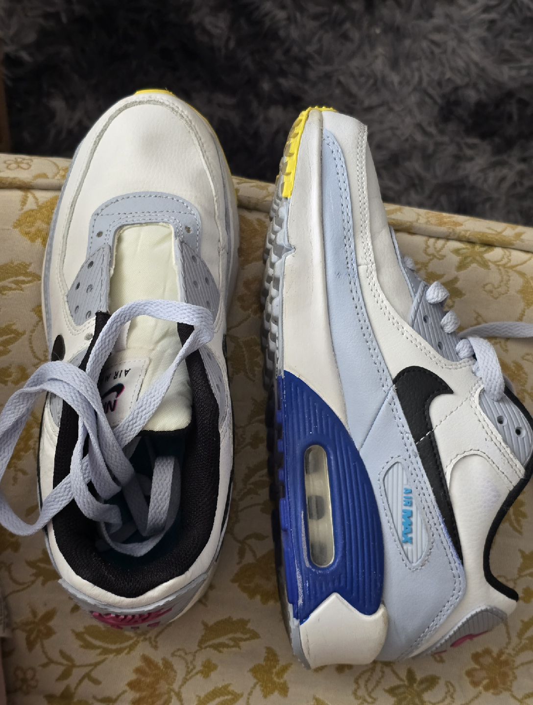 Nike Air Max 90 Size 5.5Y - photo 2