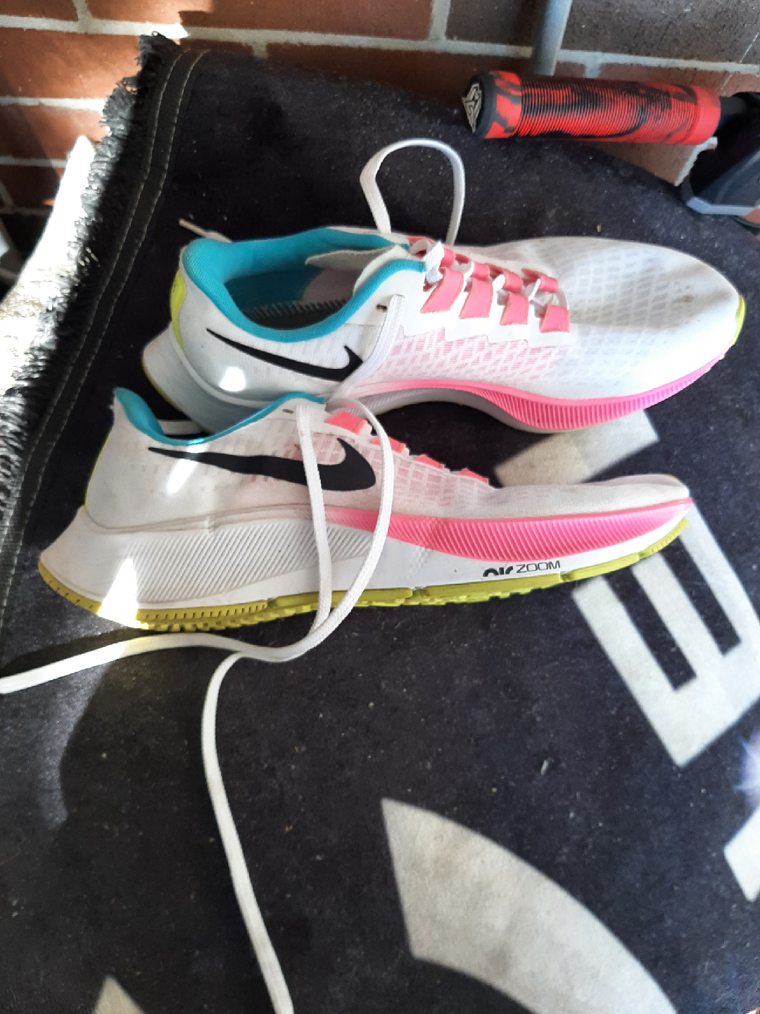 Nike Air Zoom Pegasus 37 Women's Size 9 US