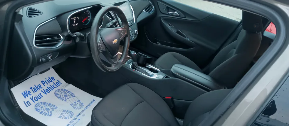 Chevrolet Malibu LT Sedan 1.5L image indicator(6)