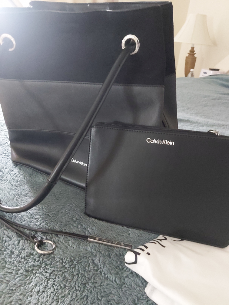 Calvin Klein Black Tote Bag with Pouch - photo 4