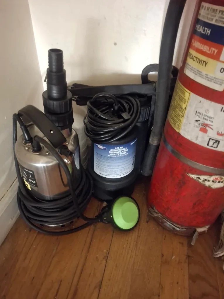 2 Submersible Thermoplastic Sump Pump