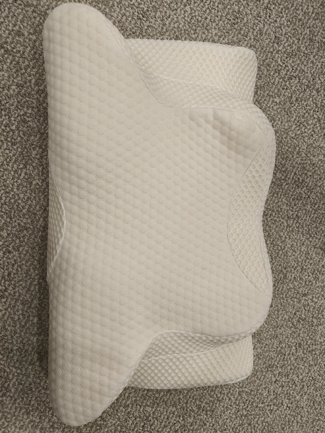2 Cervical Memory Foam Pillows image indicator(2)