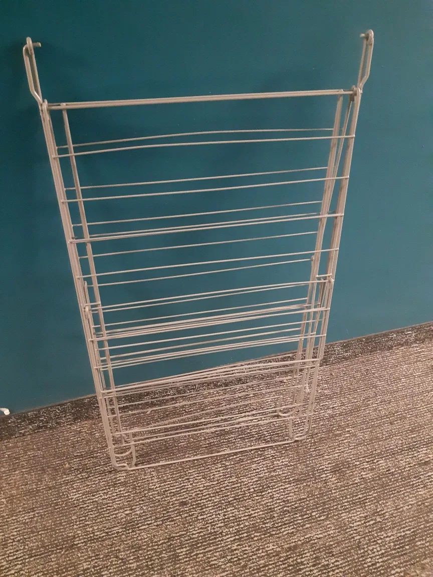 Folding Clothes Drying Rack thumbnail