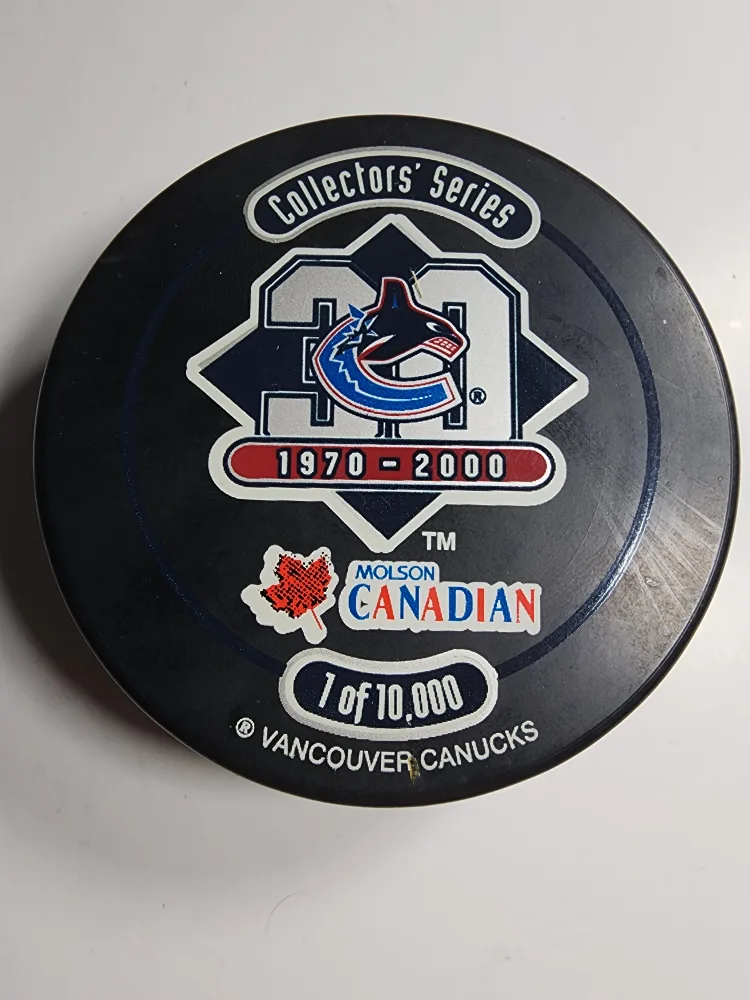 Vancouver Canucks Molson Canadian Hockey Puck image indicator(4)
