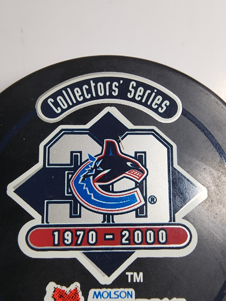 Vancouver Canucks Molson Canadian Hockey Puck - photo 5