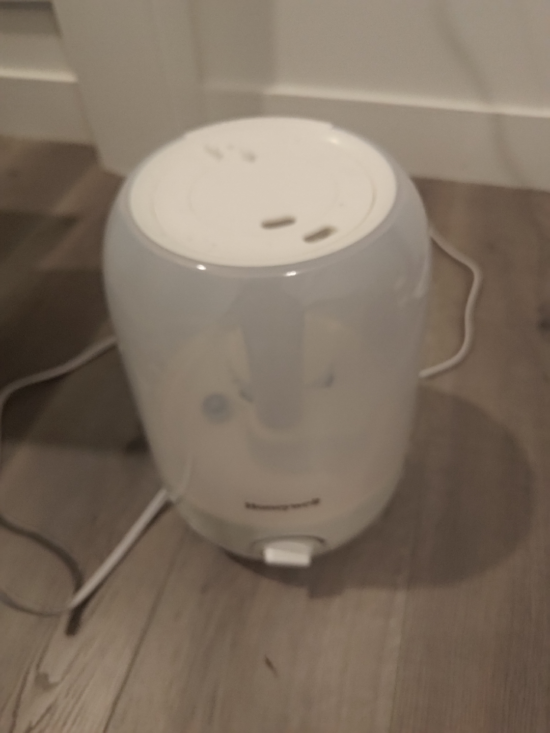 Honeywell Ultra Comfort Cool Mist Humidifier - photo 2