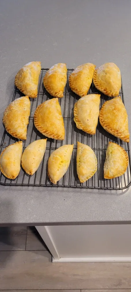 Nigerian meatpies image indicator(2)