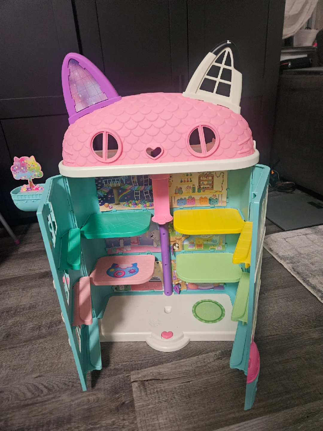 Gabby's Dollhouse thumbnail