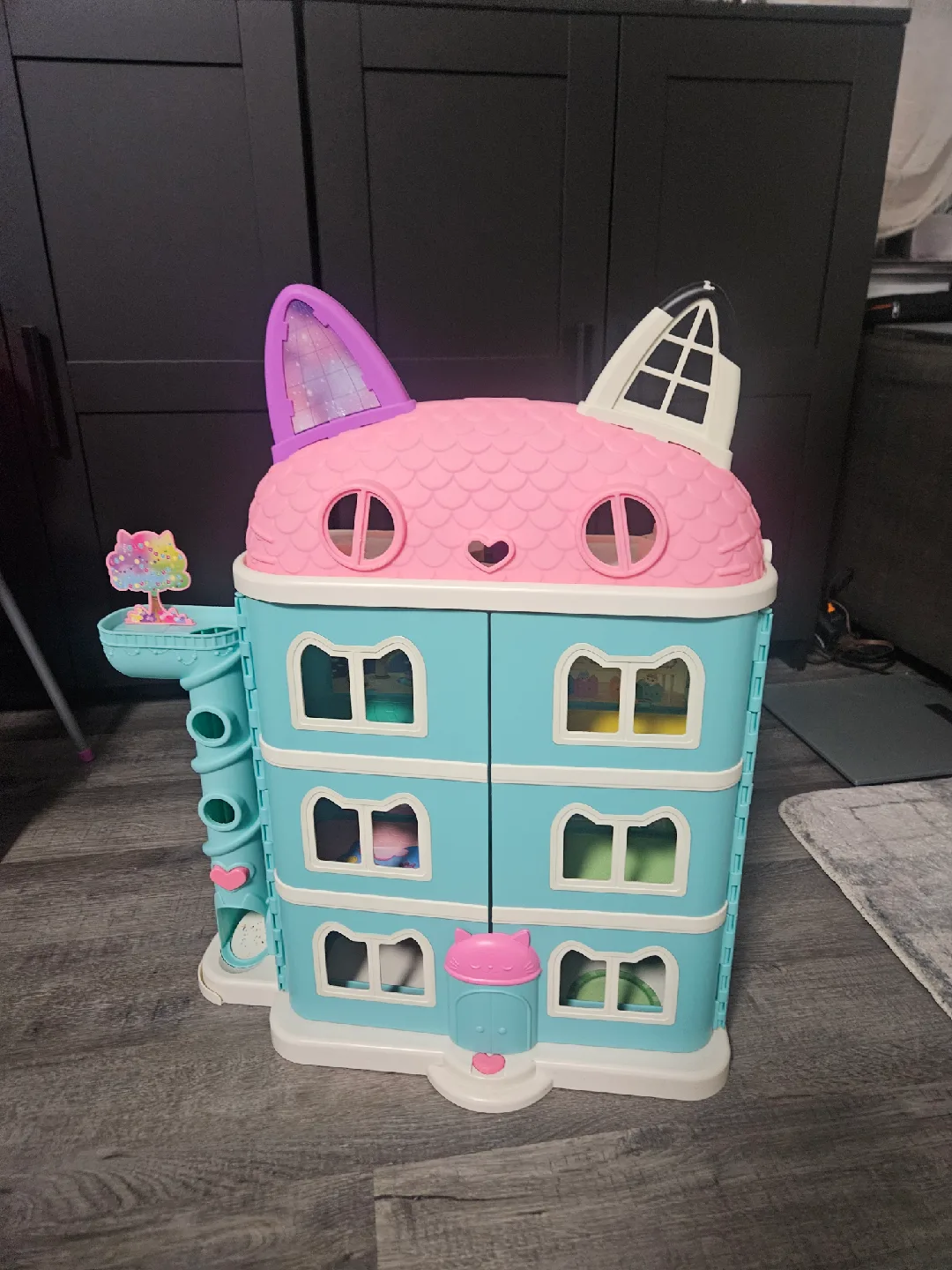 Gabby's Dollhouse image indicator(2)