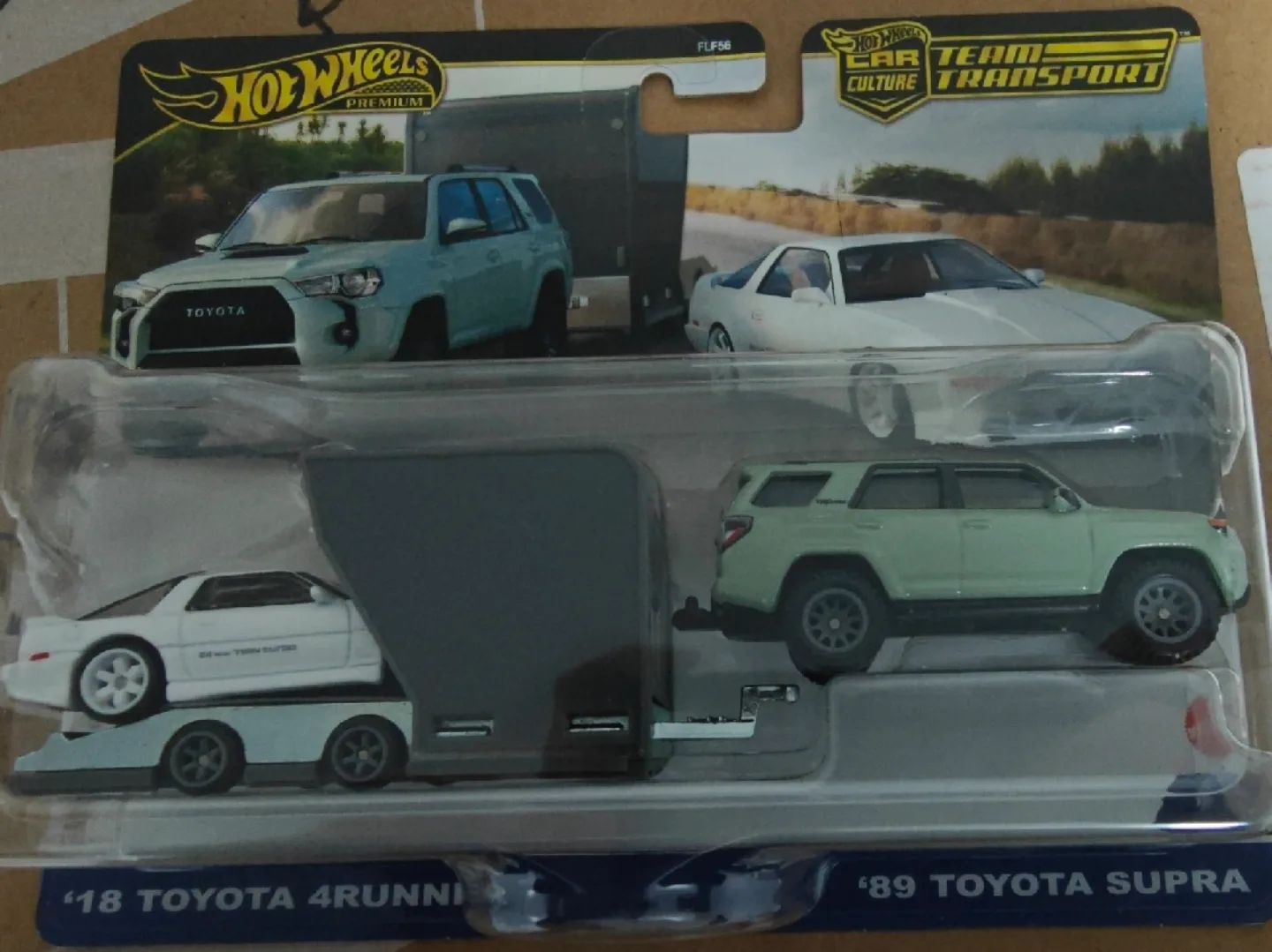 Hot Wheels Car Culture Team Transport '18 Toyota 4Runner thumbnail