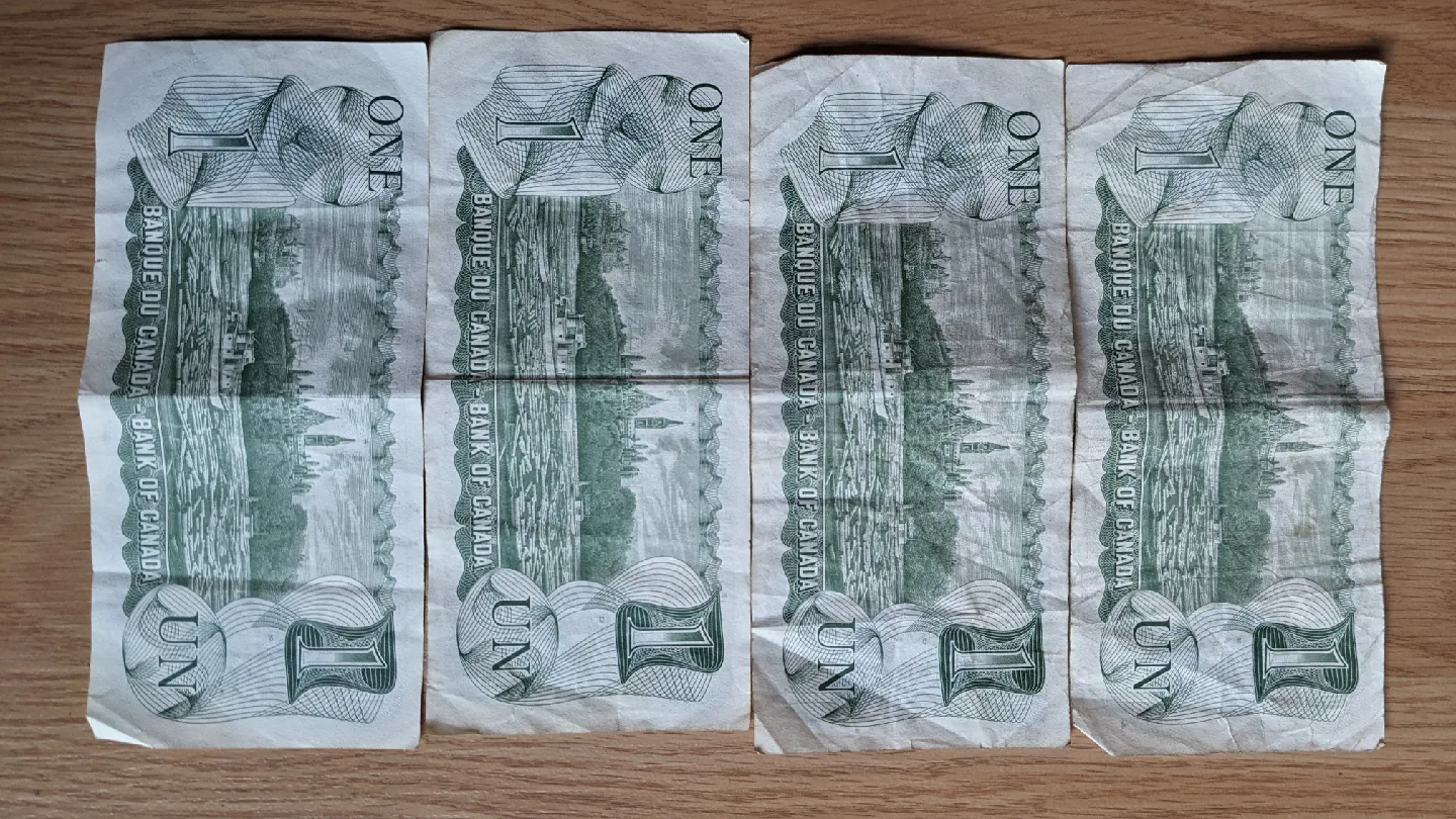 4 vintage Canadian 1 dollar bills image indicator(2)