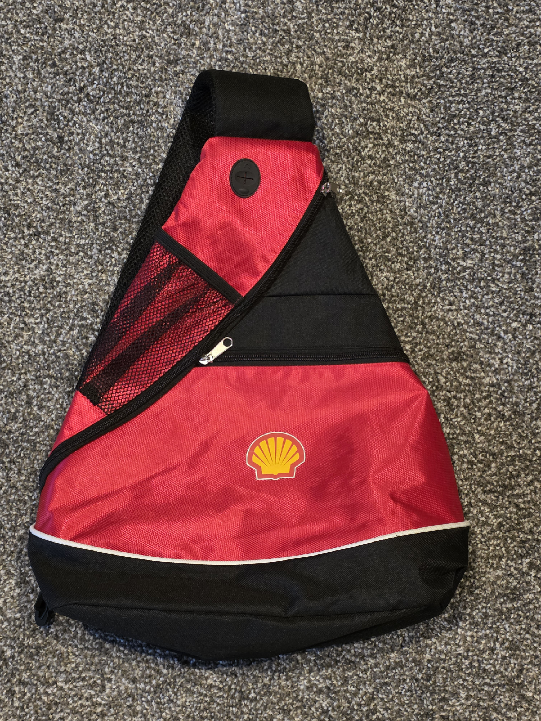Shell Sling Backpack - Red & Black