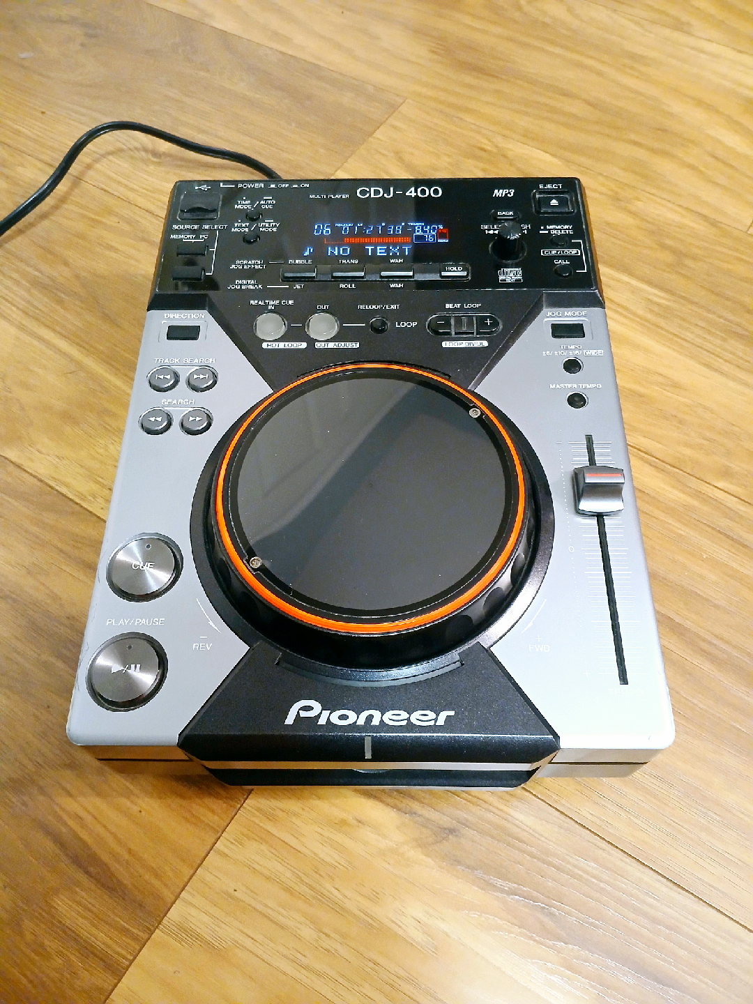 Pioneer CDJ-400 CD/MP3 DJ Mixer Controller - photo 2