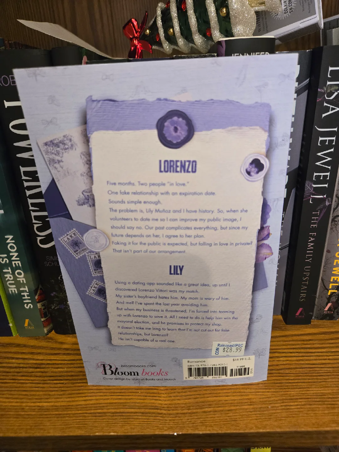 Popular Booktok Books! image indicator(8)