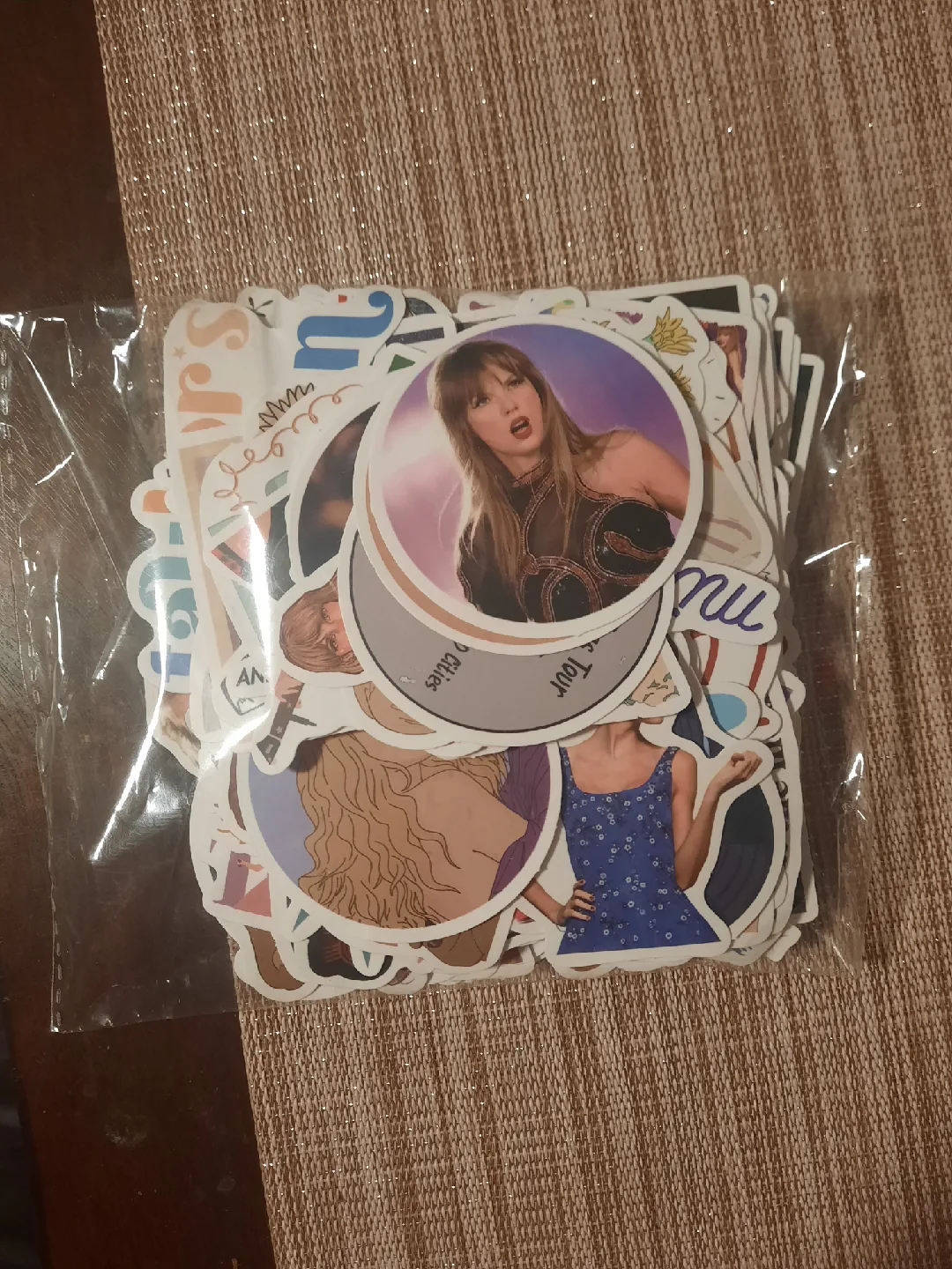 Taylor Swift Stickers thumbnail