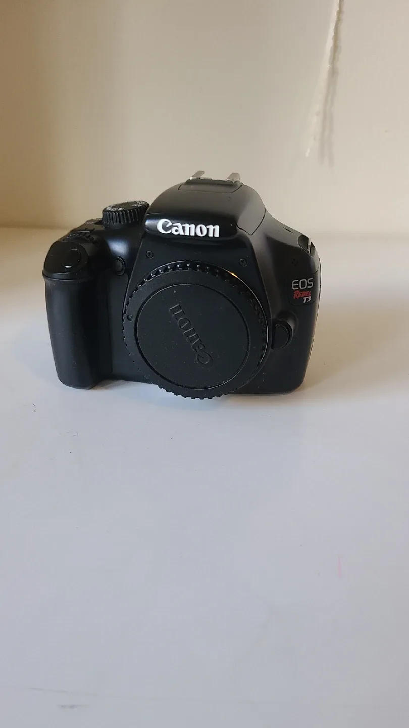 Canon EOS Rebel T3 DSLR Camera Body (Not Tested, No Battery) thumbnail