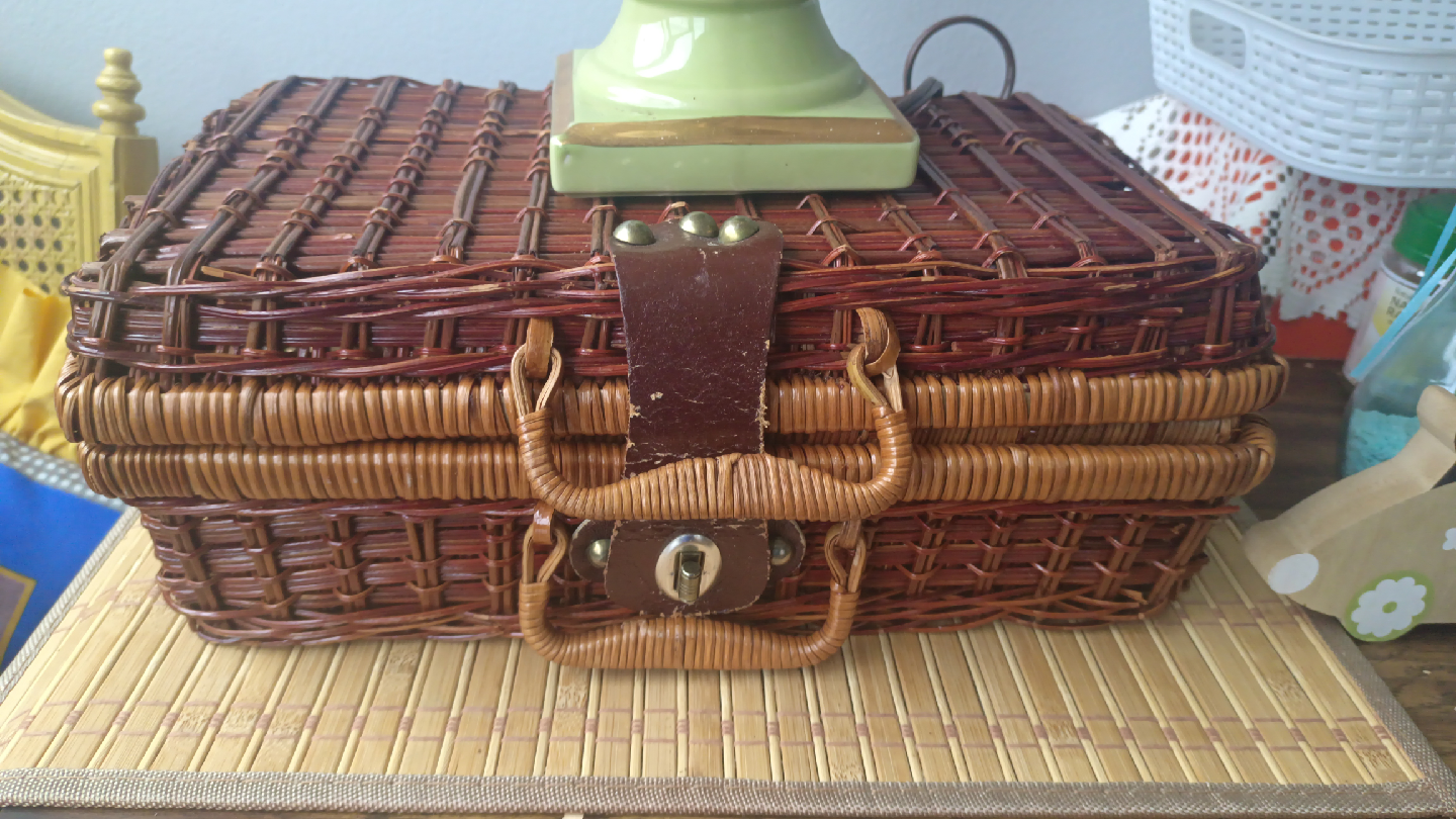 Wicker Picnic Basket - photo 2