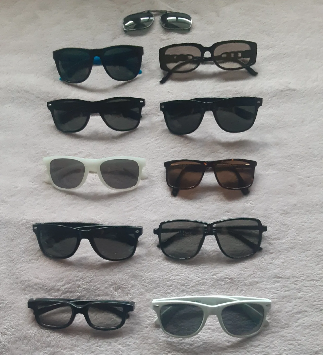 Vince Camuto Sunglasses