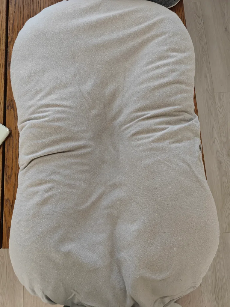 Snuggle Me Organic Infant Lounger with grey cover image indicator(2)