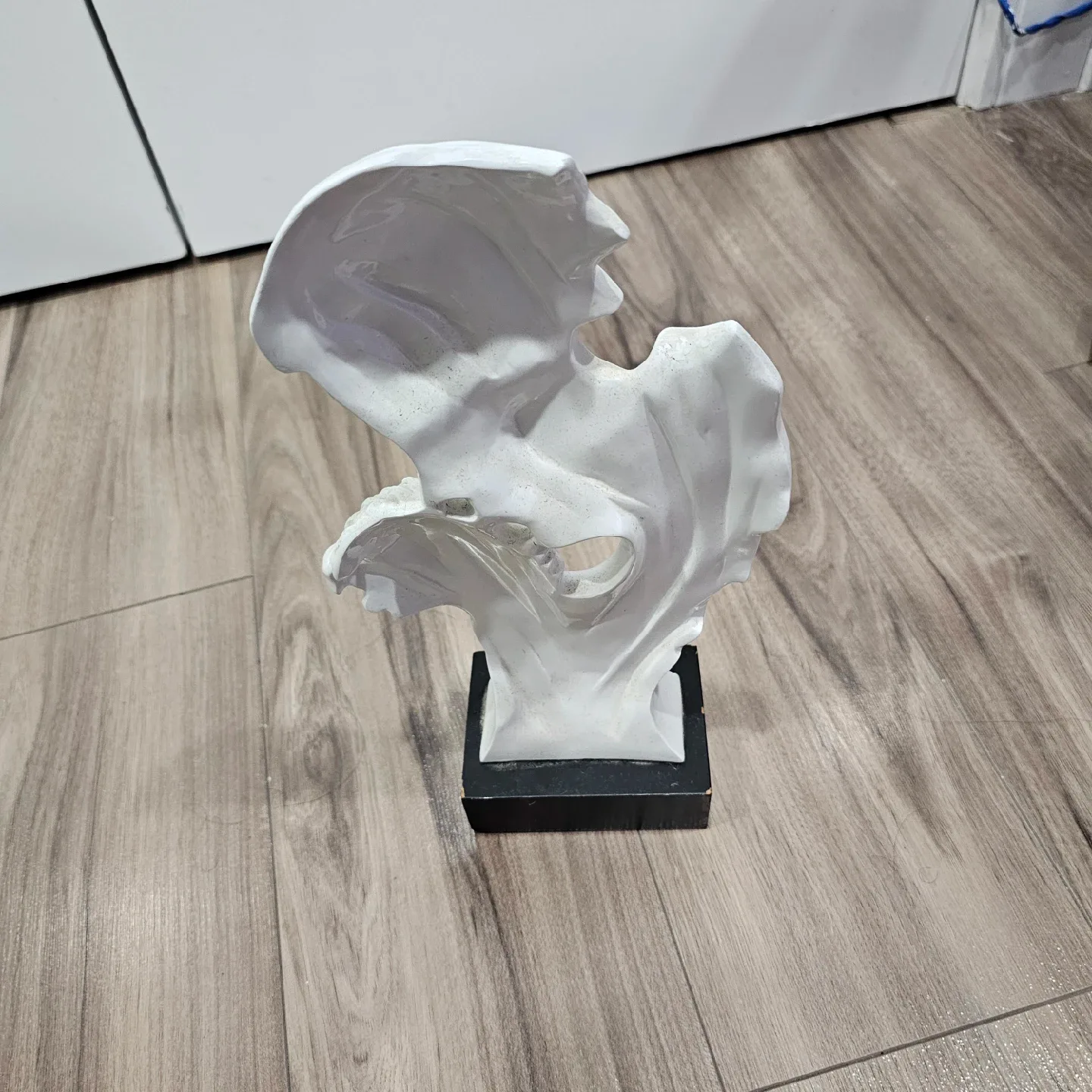 Mother and Child Sculpture image indicator(2)