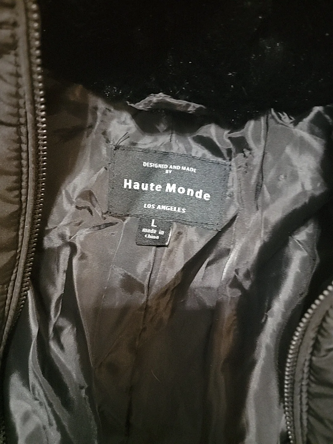 Black Puffer Jacket image indicator(7)