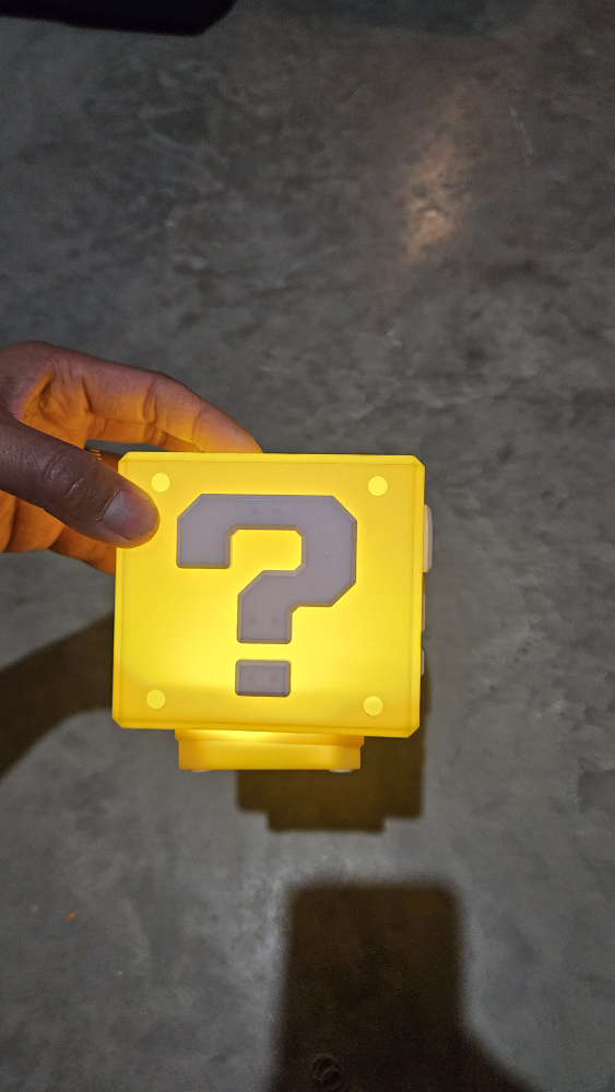 Nintendo Super Mario Question Block Light - photo 2