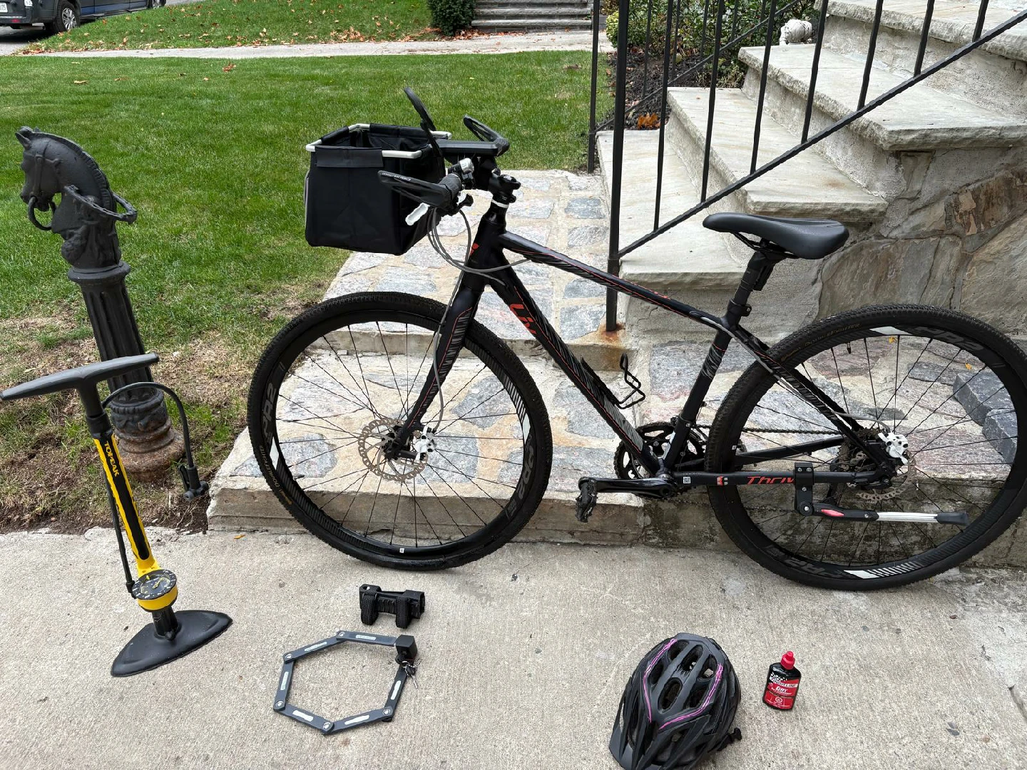 Liv Thrive 2 Bike with Accessories - photo 2