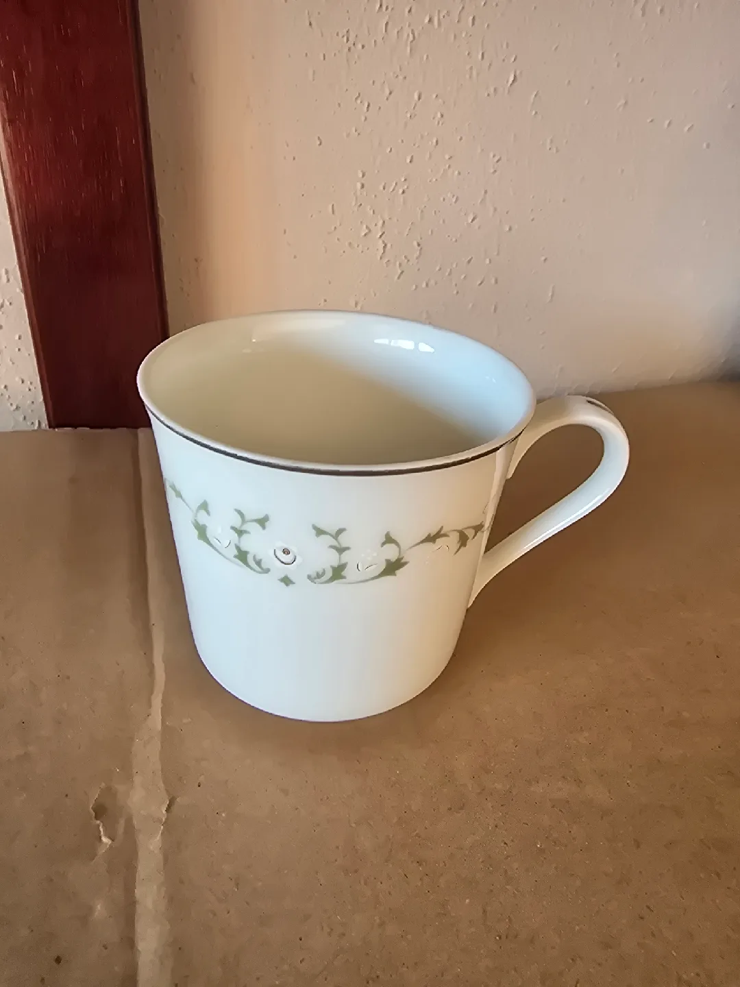 Sheffield Fine China Elegance Cup & Saucer Set image indicator(6)