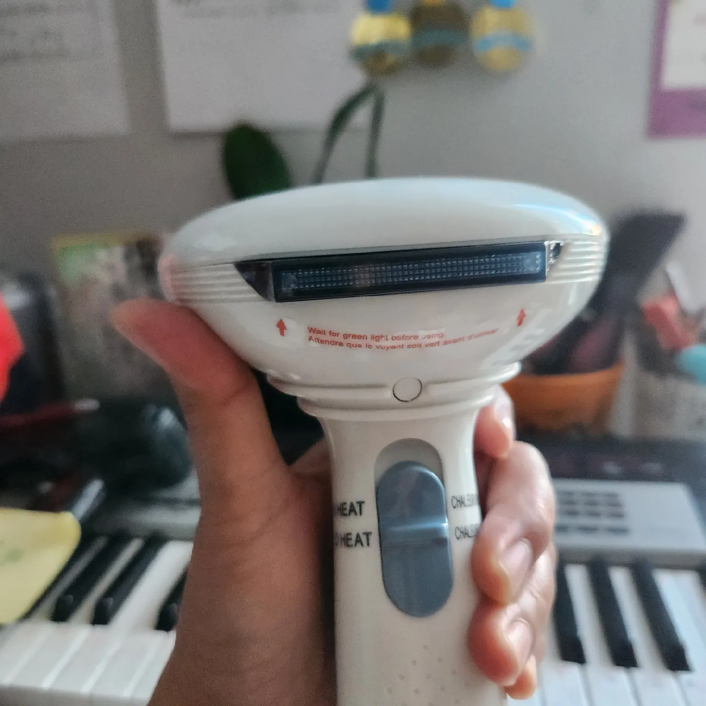 Conair Handheld Garment Steamer image indicator(5)