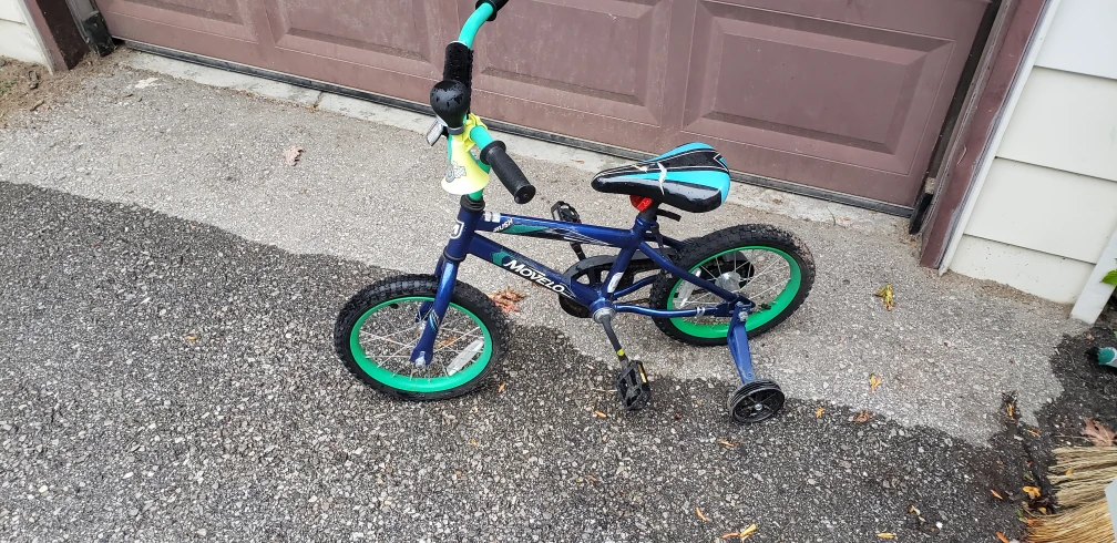 Movelo Kids' Bike - Blue & Green