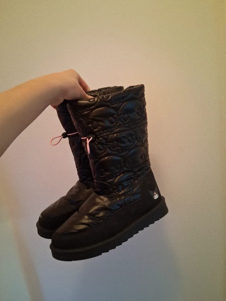 Kuromi Black Winter Boots