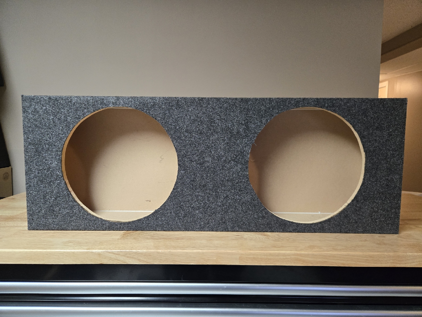 Brand New Dual Slim 12" Sealed Subwoofer Enclosure - photo 2