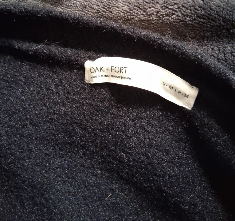 oak + fort cardigan image indicator(2)