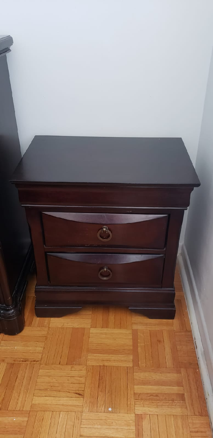 Bedroom Set - Dresser, Mirror, Nightstand, Bed Frame - photo 4