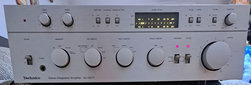 Vintage Technics SU-8077 Stereo Integrated Amplifier - photo 2