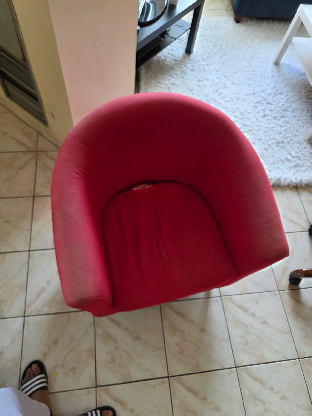 Red Accent Chair image indicator(2)