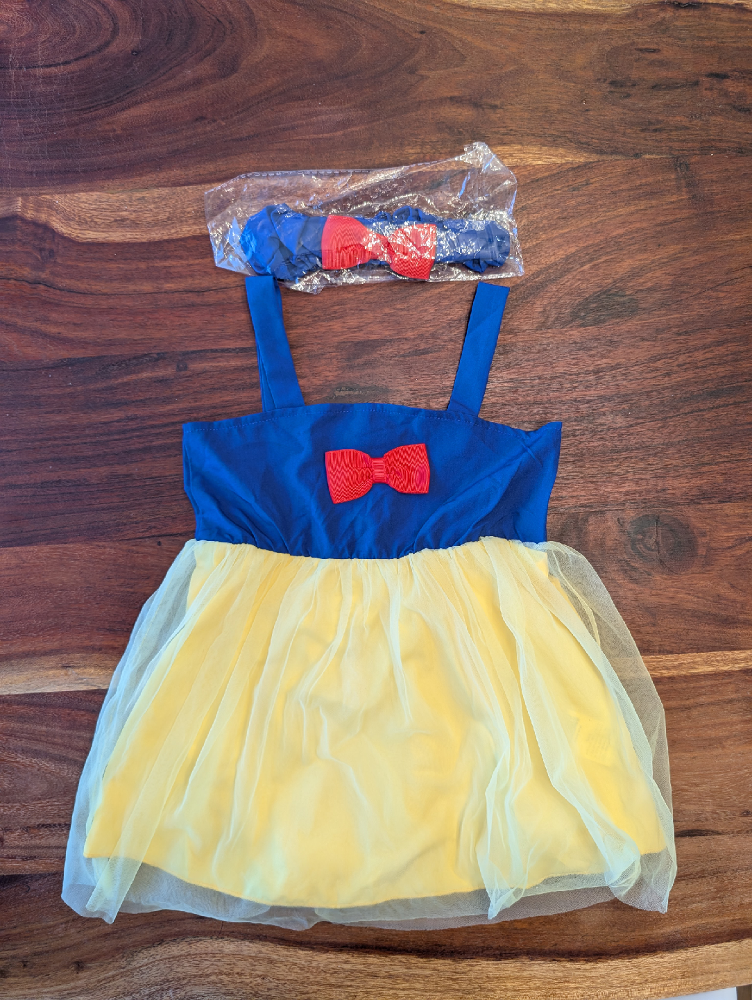 Snow White costume (Dress with Headband) 12-24M $30 OBO