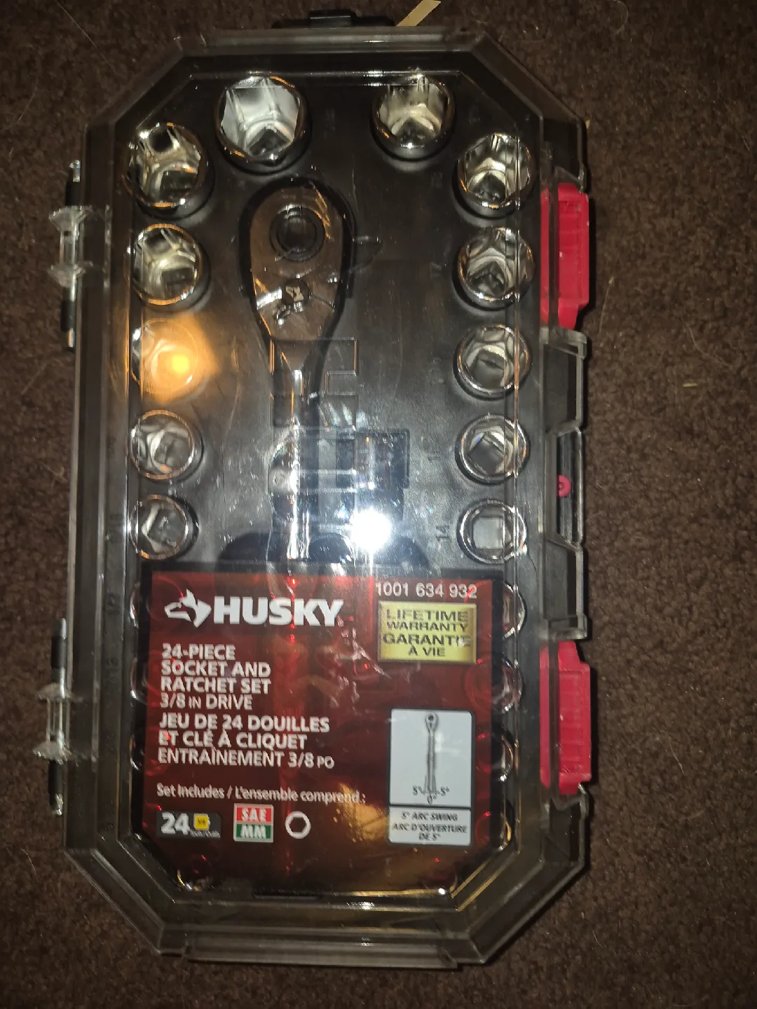 Husky 24-Piece Socket and Ratchet Set thumbnail